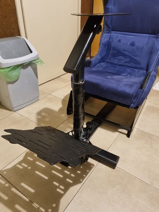 седалка за волан с педали playseat evolution Alcantara виолет