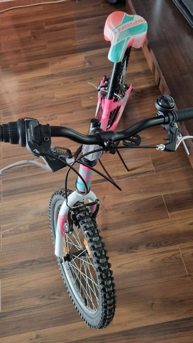 Bicicletă fete 20inch 7-11ani