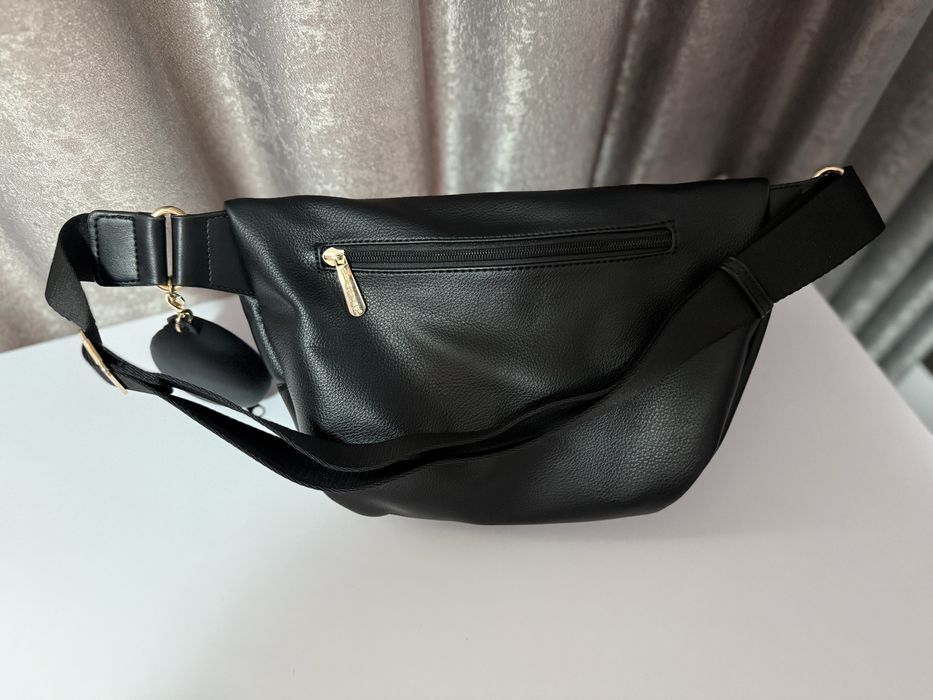 Чанта през кръста/рамо