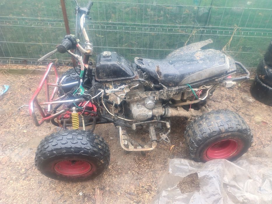 Vând s-au schimb cu cross ateveul merge foarte bine nu are brobleme