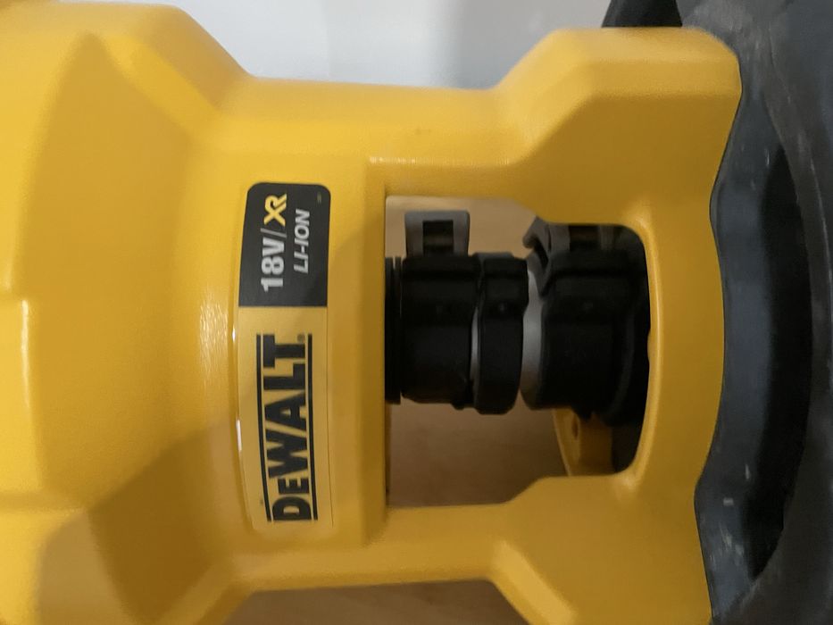 Dewalt led 18v impecabil