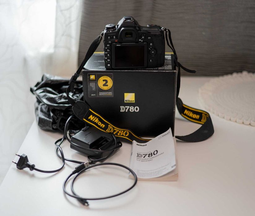 Nikon D780 body - aparat foto DSLR 28K Cadre.