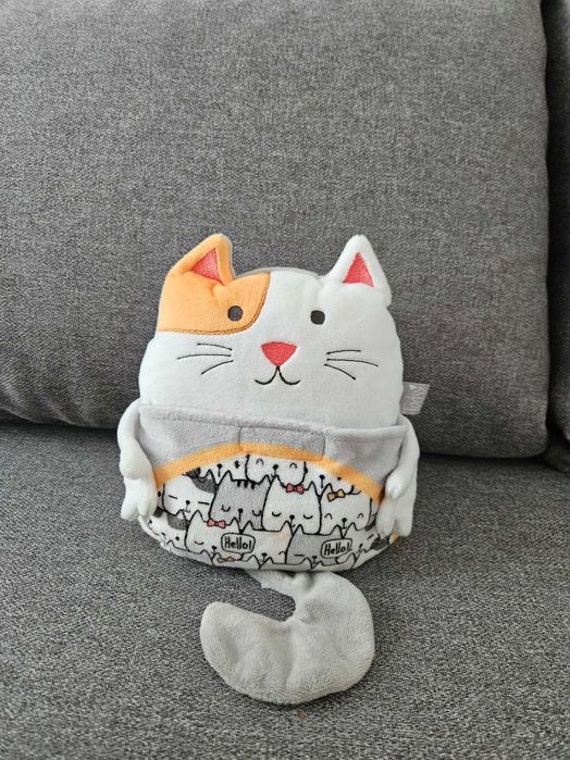 Играчка против колики с черешови костилки