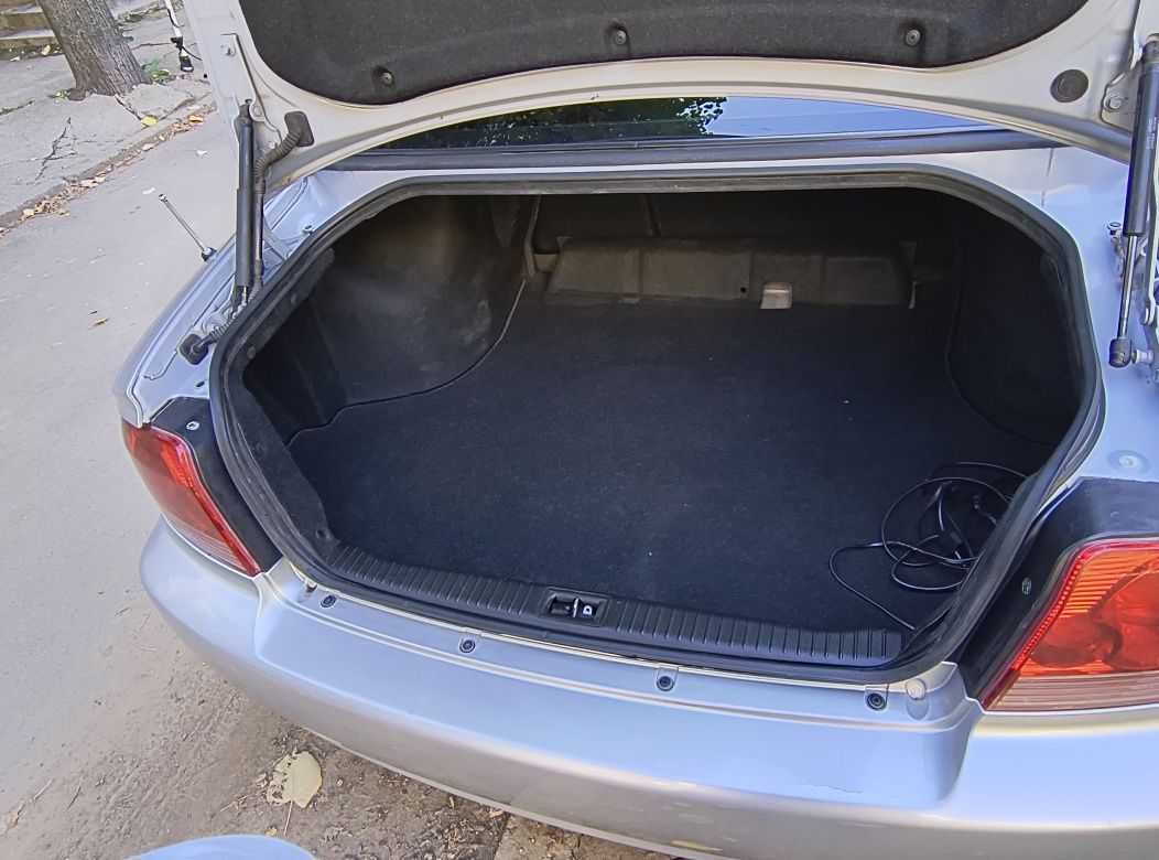 Hyundai Sonata 2.0 Бензин
