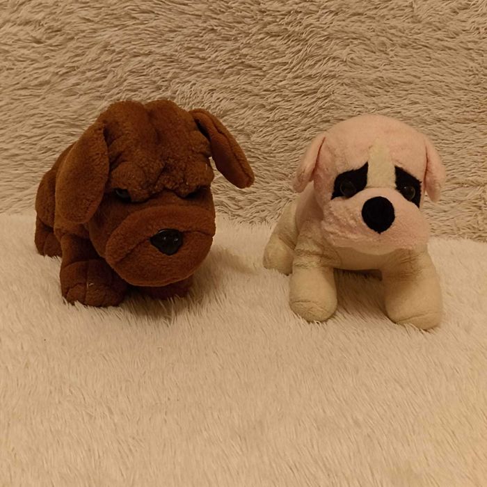 Мягкие собачки, цена за обе. И610