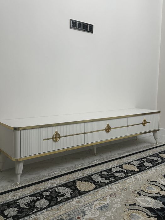 Подставка под тв  новый