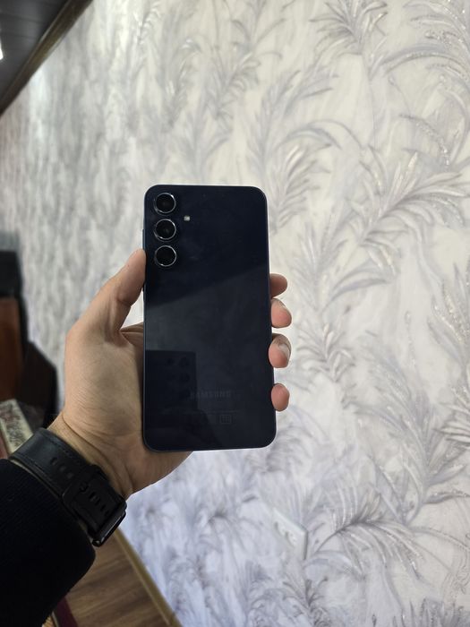 Srochno Samung A55 5g 8/128g sotiladi