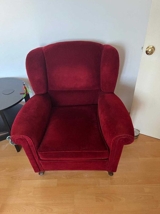 Doua Fotolii Rosii / Grena Utilizate