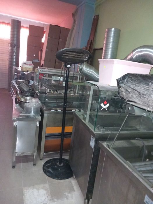 Vând linie de mese calde și reci, frigorifice