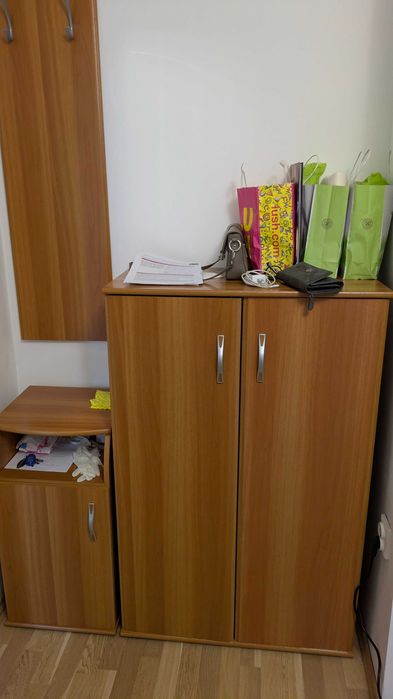 Masă pliantă de 12 persoane + pantofar de lemn