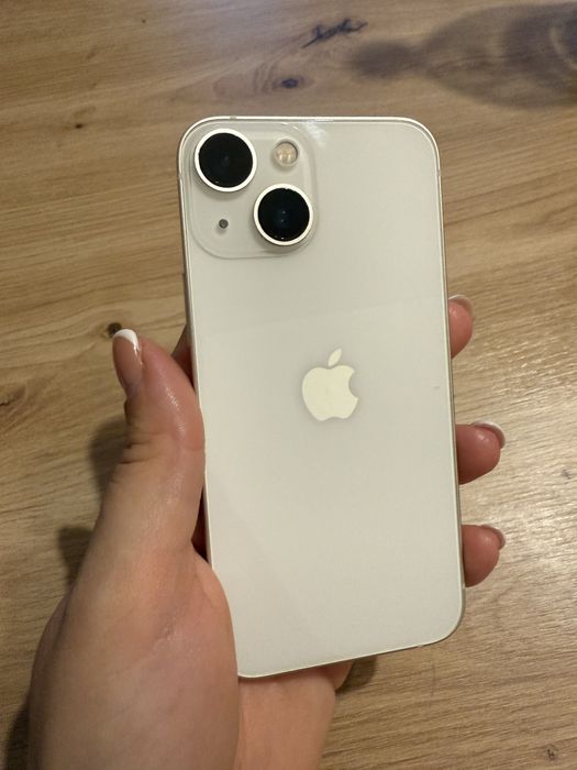 Продавам Iphone 13 mini