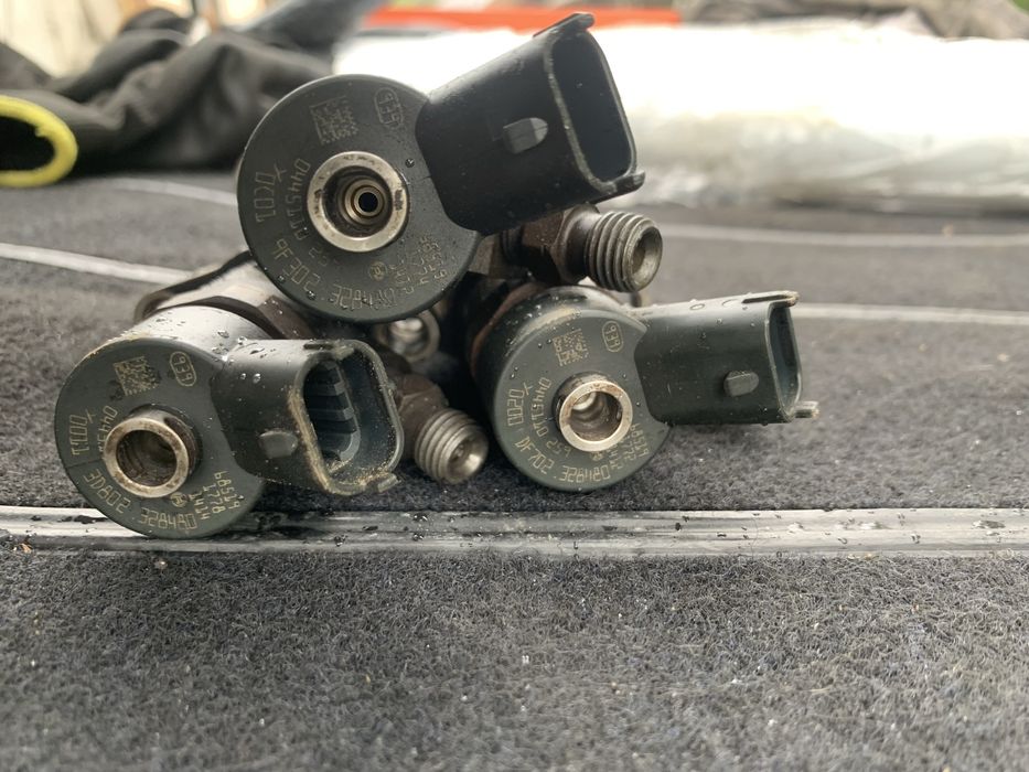 Injectoare ford focus 2 Peugeot 307 Citroen C5 1.6 TDCI HDI 0445110259