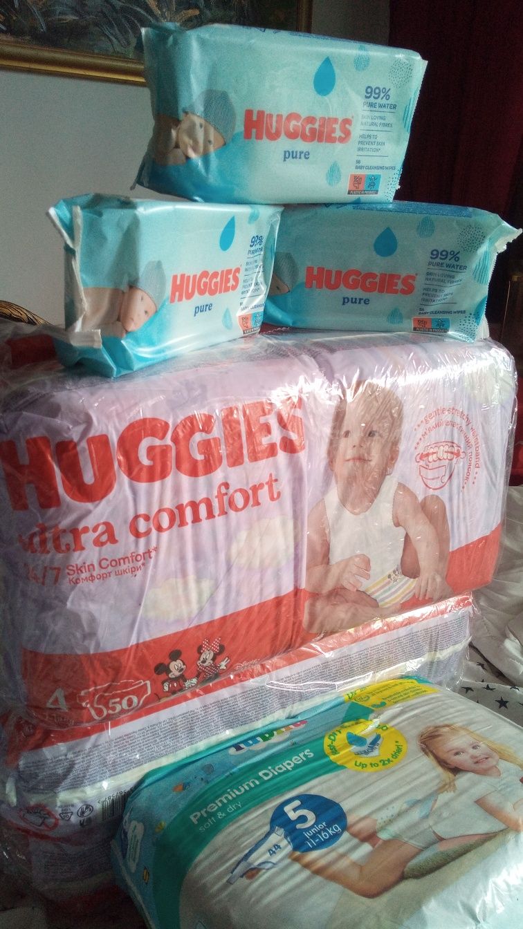 Pempers Huggies 4