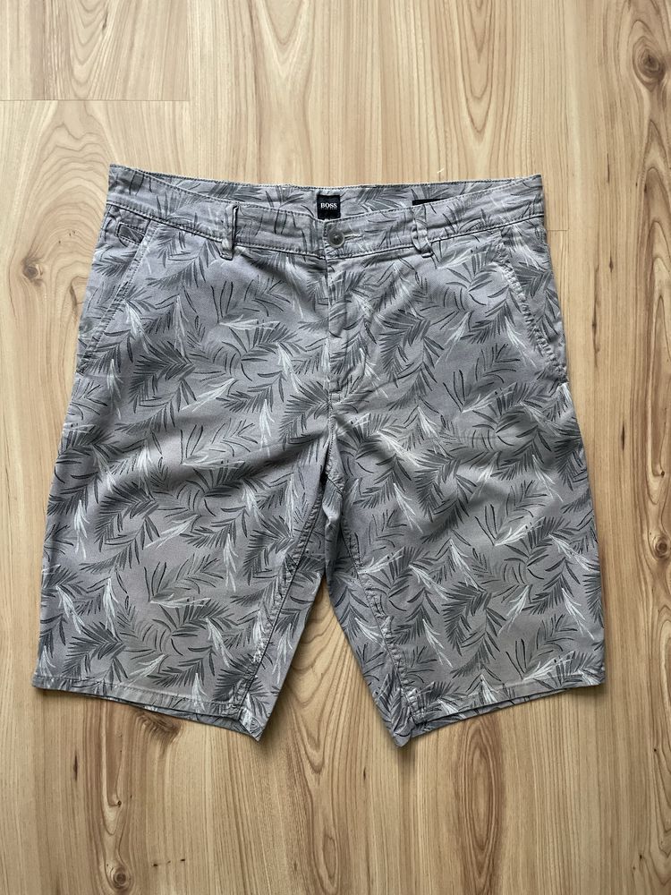 HUGO BOSS / мъжки къс панталон W34