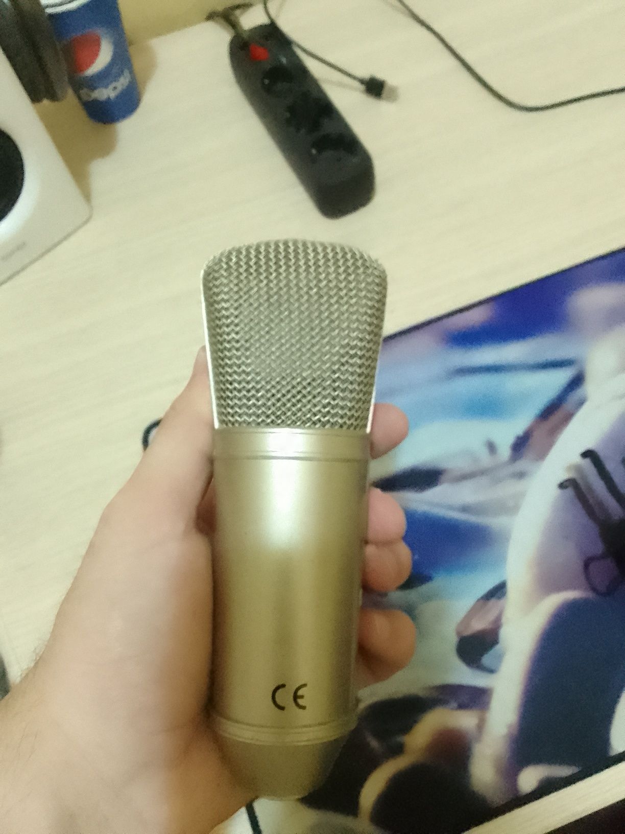 Behrenger B1 mikrofon