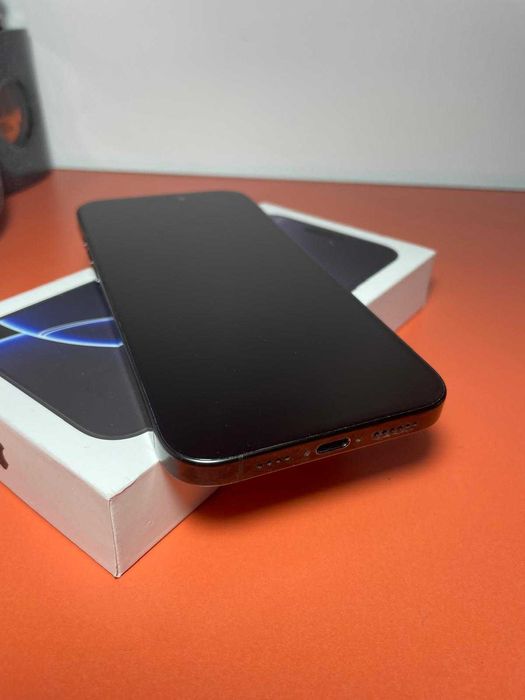 iPhone 16 Pro Max 512 GB - Black Titanium