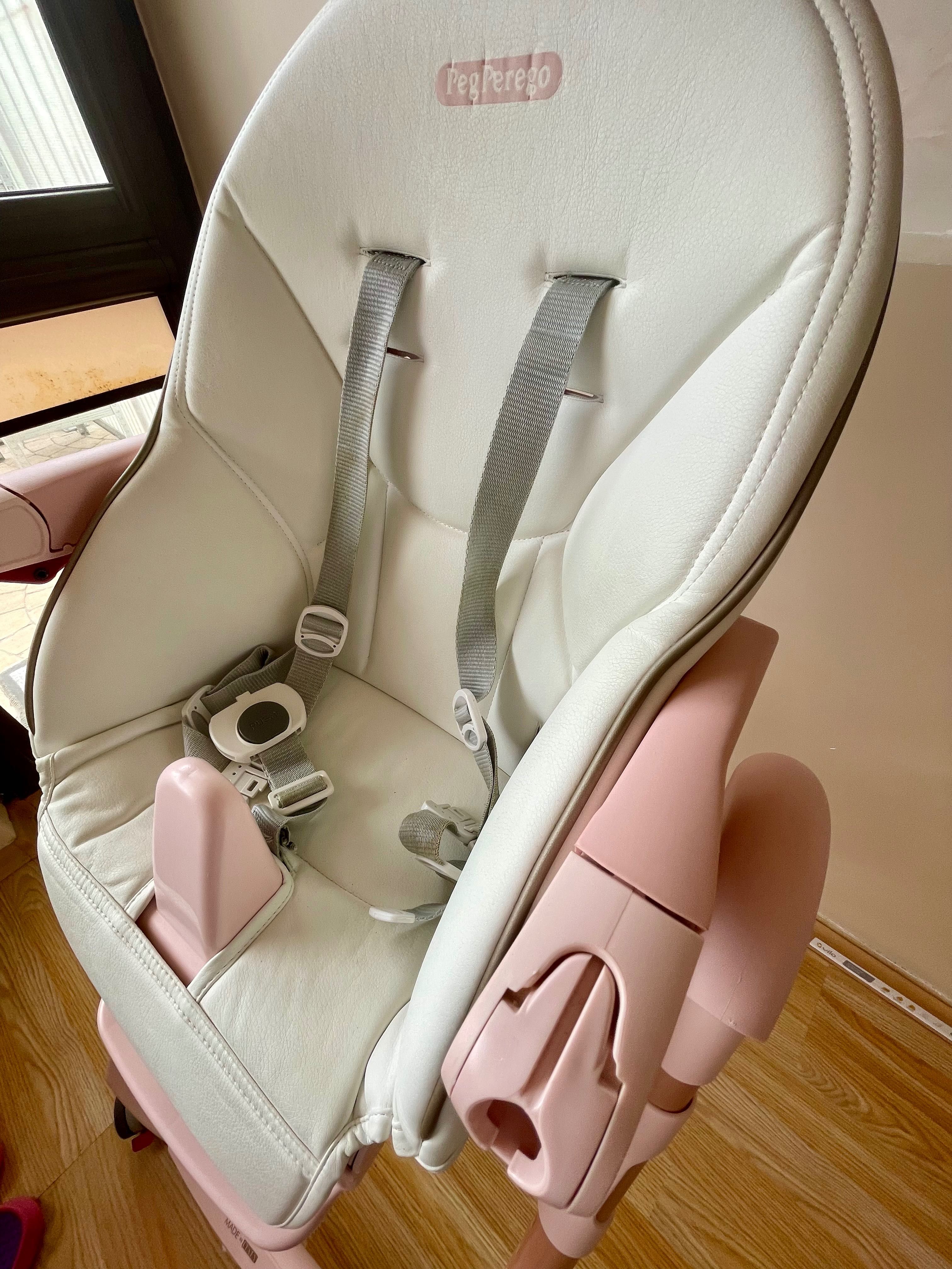 Детско столче за хранене Peg perego