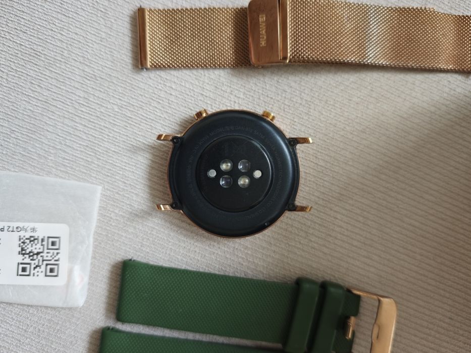 Huawei Watch GT 2 Golden Rose – смарт часовник с 4 каишки и зарядно