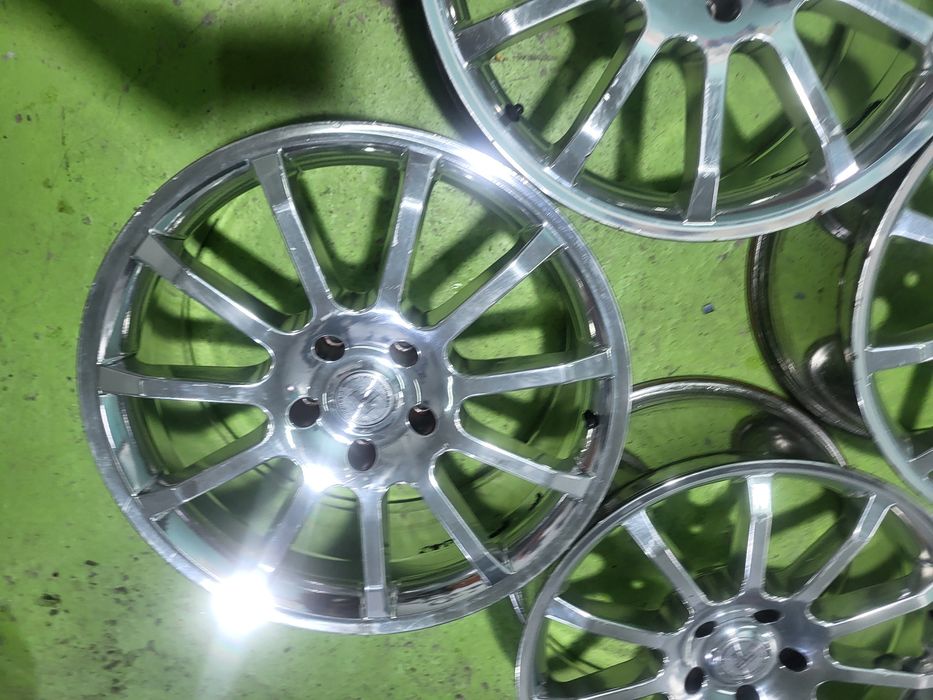 20 5x127 Jeep лети джанти 5х127