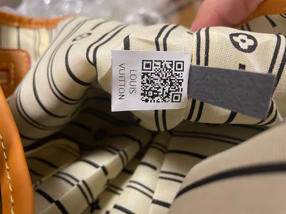 Vand geanta Louis Vuitton