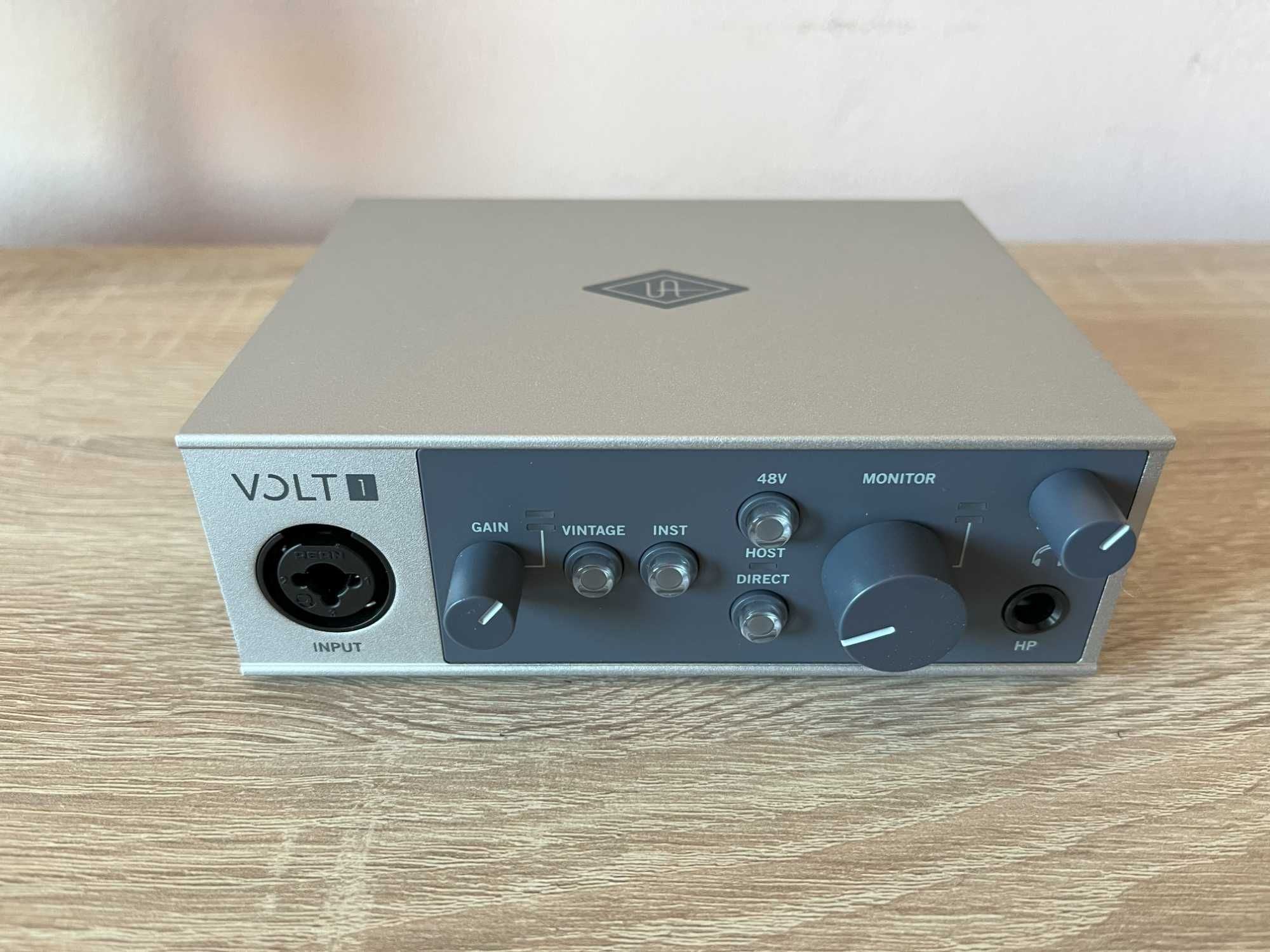 Аудио интерфейс | Universal Audio Volt 1