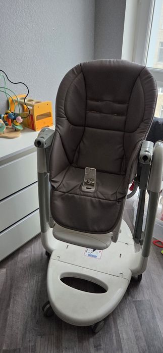 Детский стул Peg Perego Tatamia Follow me