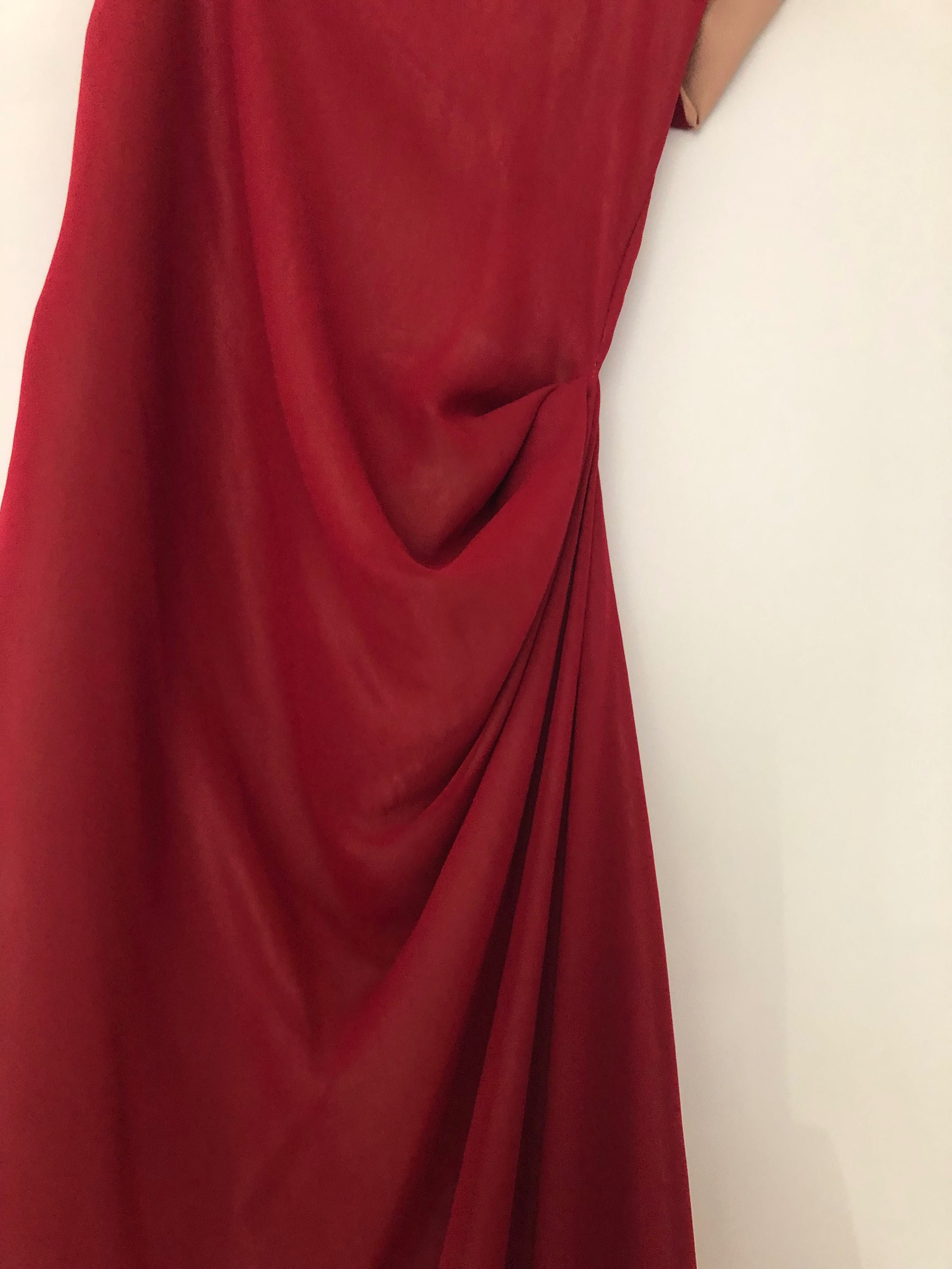 Rochie roșie cu un singur umăr- Bianca Popp