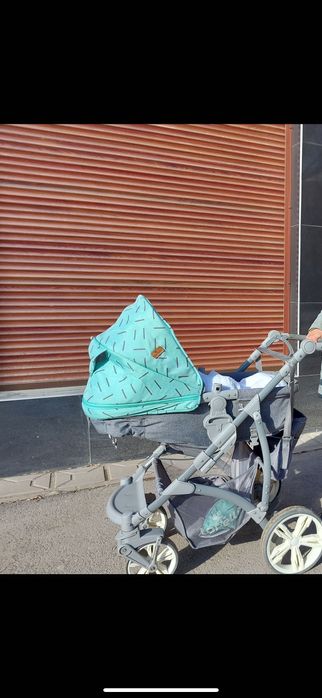 Продается коляска зима/лето в хорошем состоянии (Болгария)