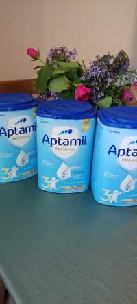 Адаптирано мляко Aptamil 3 Pronutra