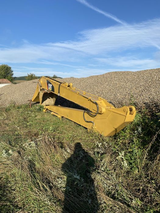 Brat lung excavator CAT