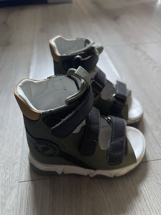 Ортопедични обувки