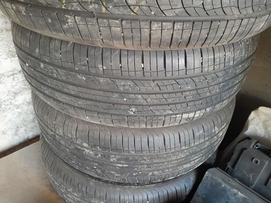 Продается шины giti отличные