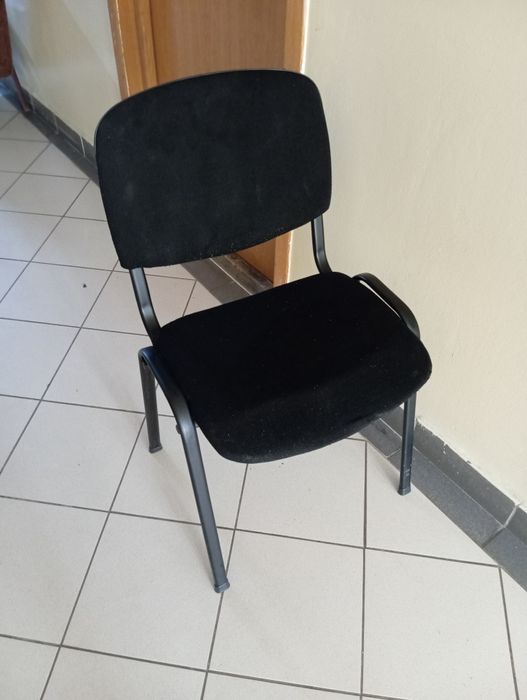 Vând urgent Sscaun de  birou
