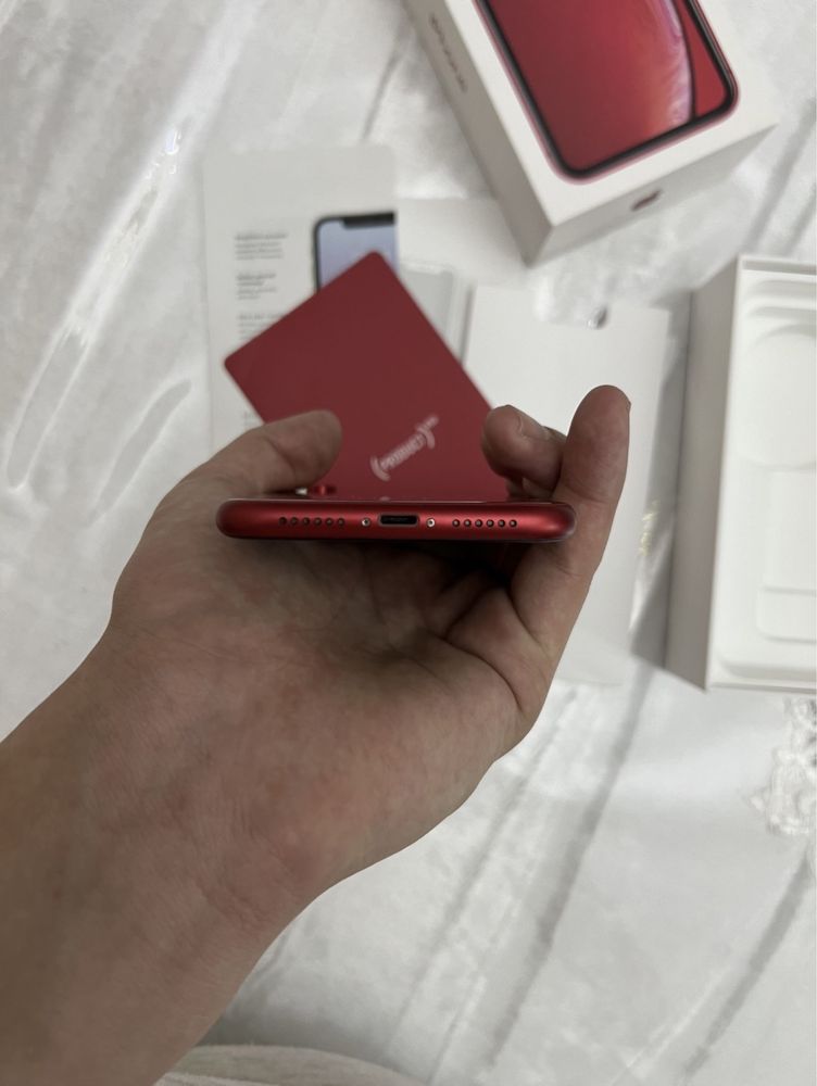 Iphone XR 128 gb RED красный