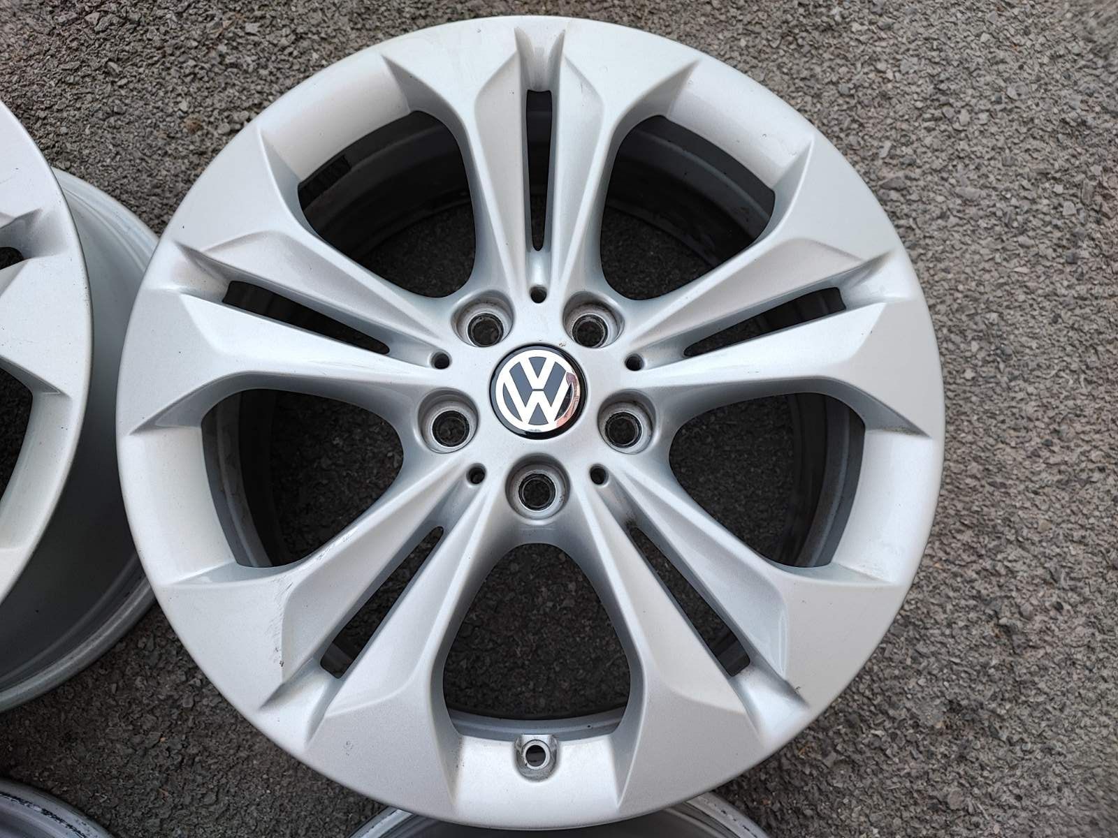 Фолксваген/ VW; 17 цола 5х112; 4 бр. Лети джанти