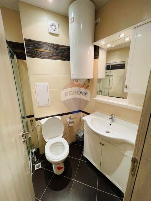 Продава се Двустаен апартамент в Варна, Бриз - 60 кв.м за 2784 €/кв.м - Снимка #5