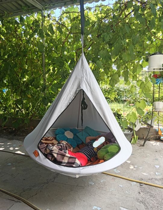 Качеля - кокон, подвесная.