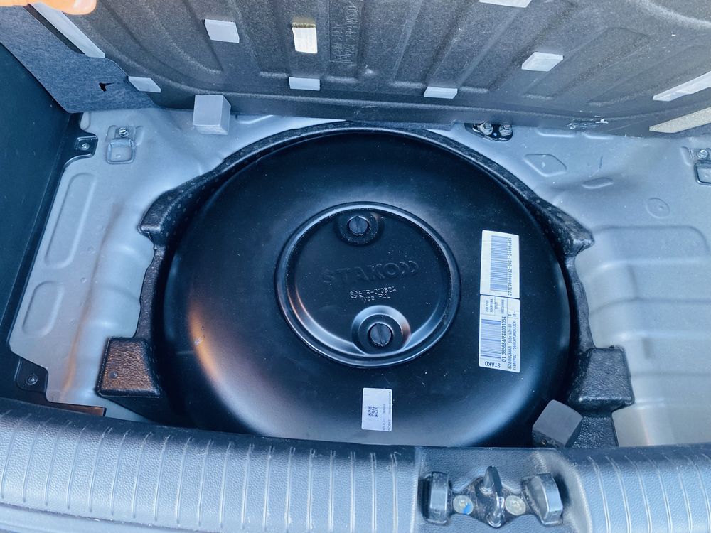 Продавам Hyundai i10