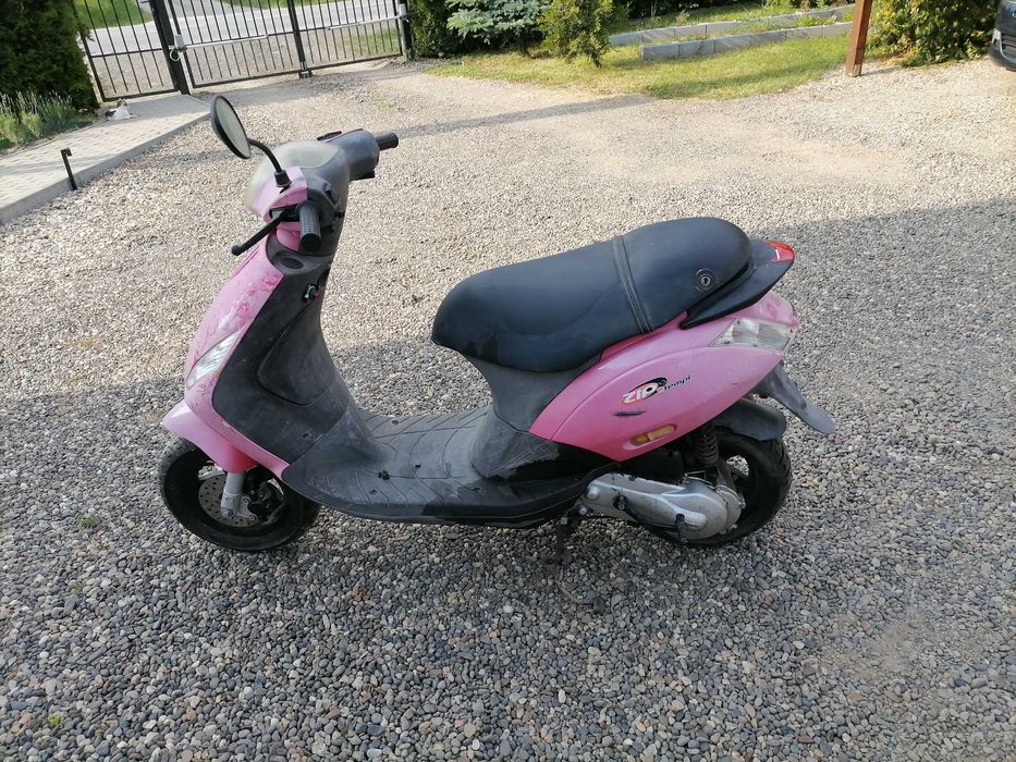 Scuter de vânzare
