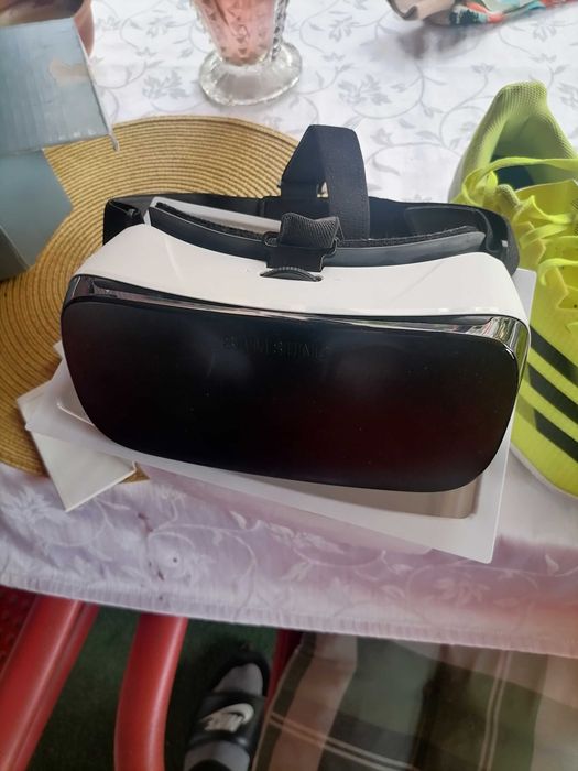 Ochelari gear vr