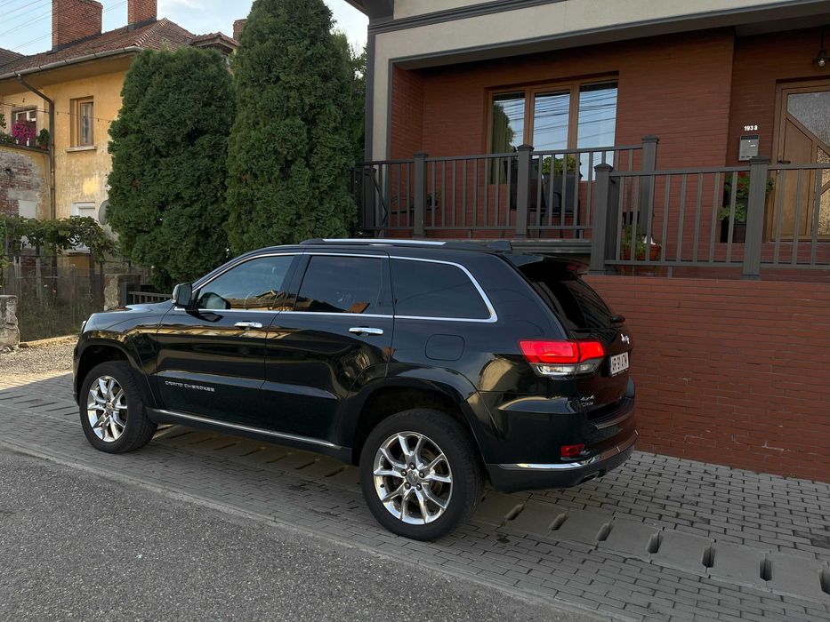 Jeep grand Cherokee summit 3.0 CRD - TVA deductibil