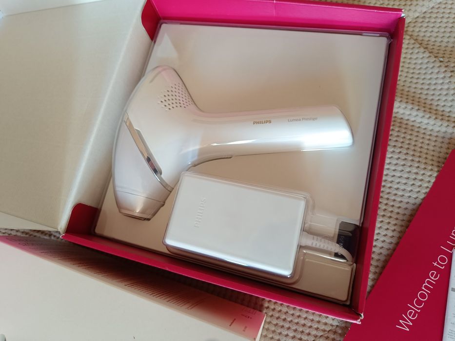 Philips Lumea IPL Hair Removal 8000