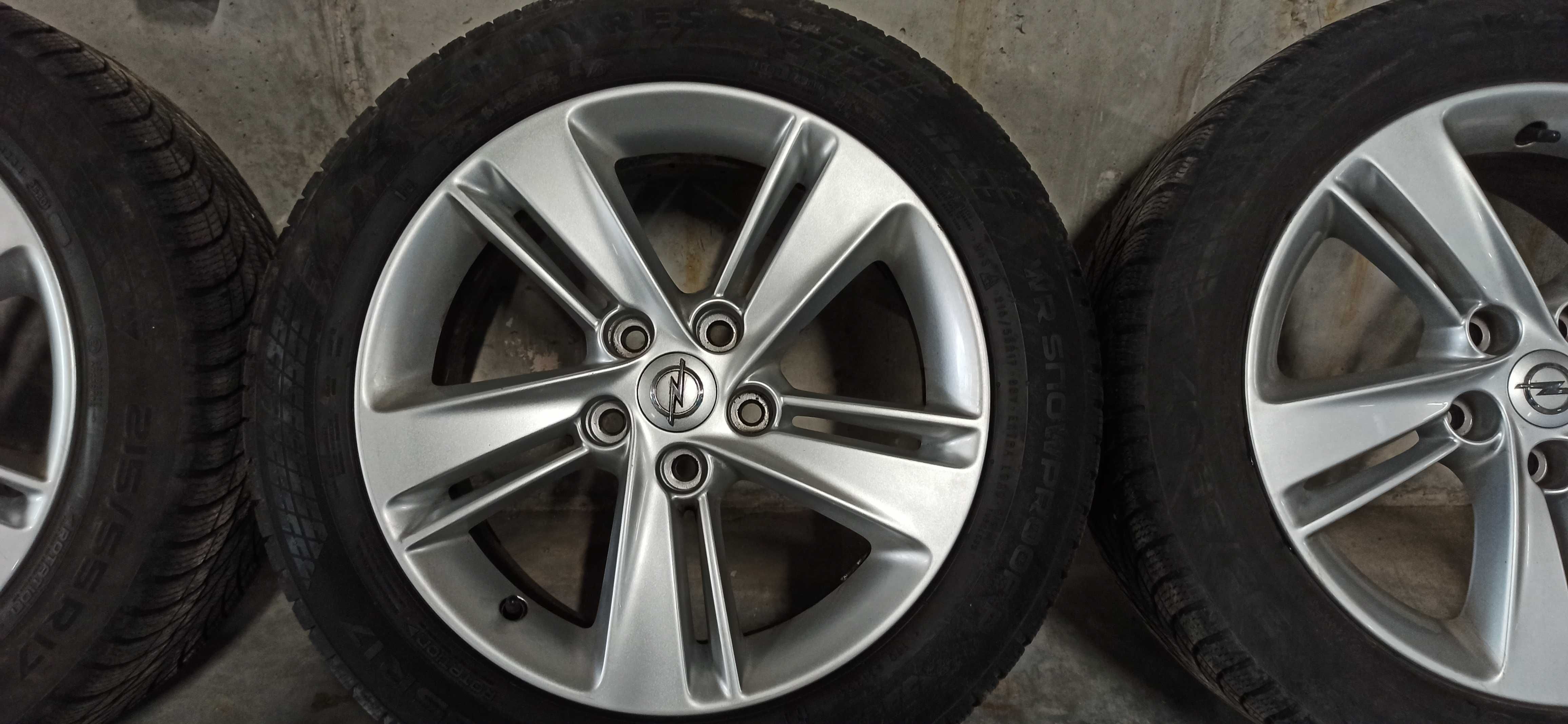 Оригинални алуминиеви 17" джанти за Opel Insignia B