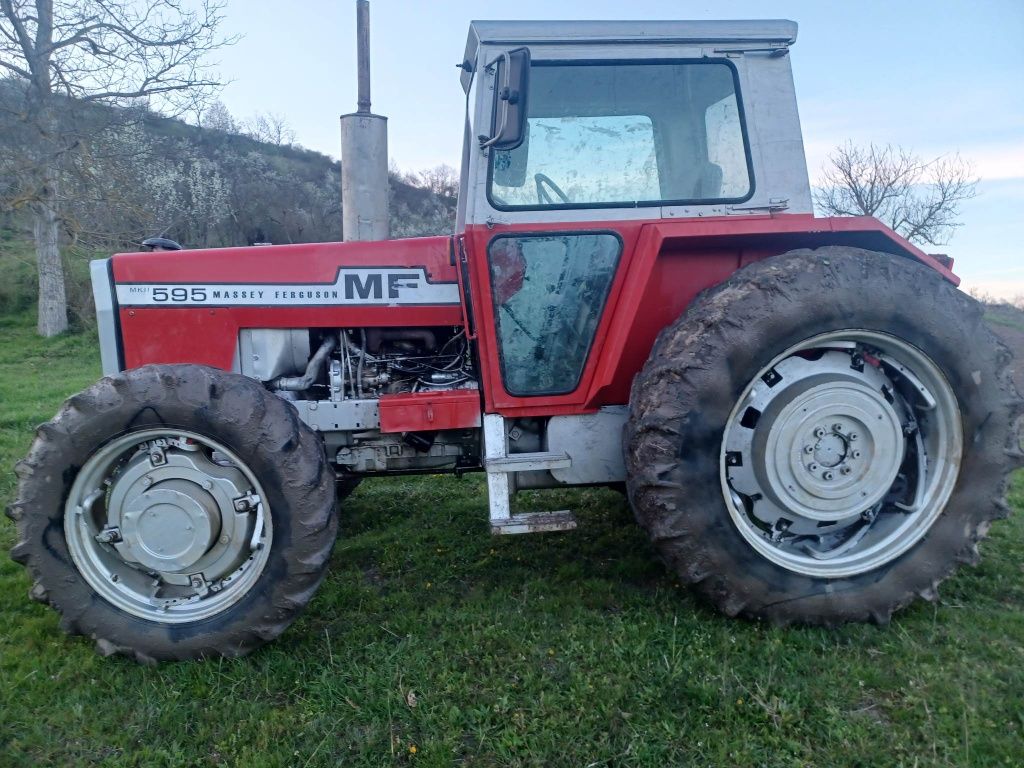 Vând Massey Ferguson 595 Mk2