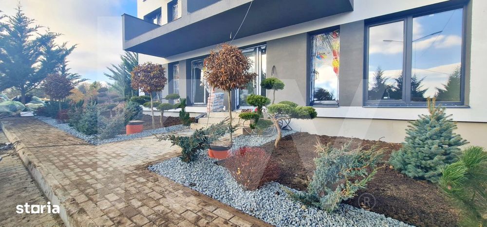 Apartament 3 camere, doua bai, curte 50 mp.-Natura la tine acasa! Cris