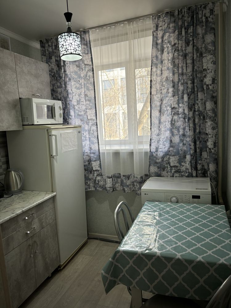 Продам 1 комн кв р-н Ярмарки. 3/5. Катаева 11/2.