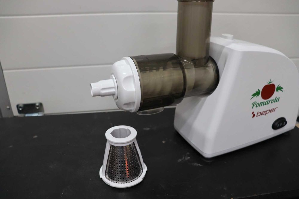 BEPER BP.720 Електрическа сокоизстисквачка за домати, Помарола, 300W