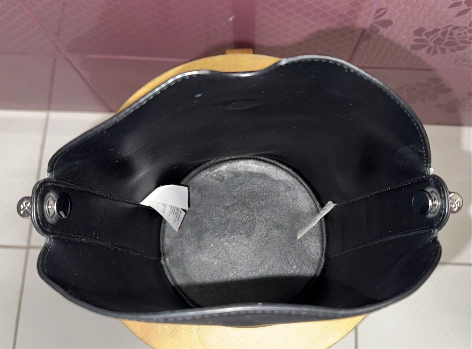 Geanta tip bucket bag, Calvin Klein, fara defecte