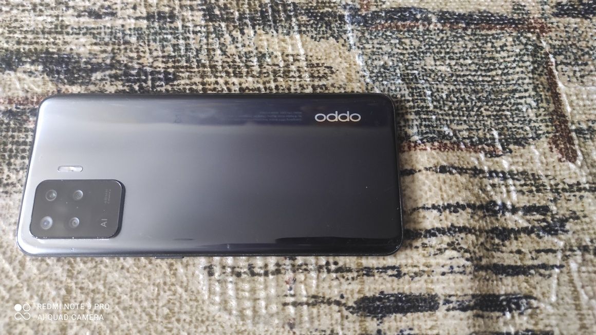 Срочно смартфон Oppo reno 5 lite