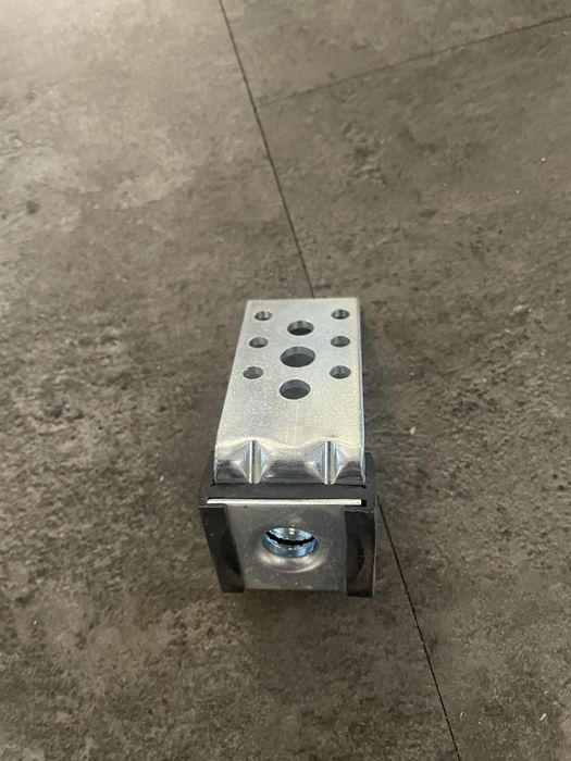 Vand inele de suspensie conducta tip L